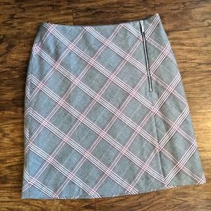 Bar lll Red Gray and white Plaid Skirt Size 6